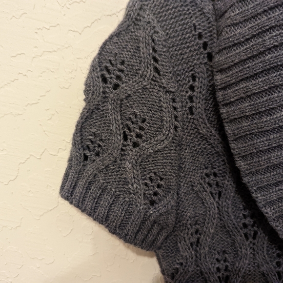 Mary Firenze Made in Italy cap sleeve sweater and cowl neck buttons - Picture 4 of 6